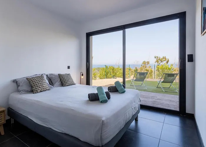 Kalinas Corse 4 Etoiles * 萨里索伦札拉